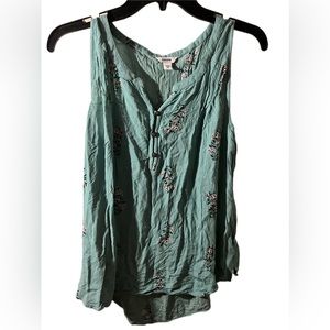 Sonoma Sleeveless Gray Floral With Designed Wrinkle  Dress Shirt (Medium)